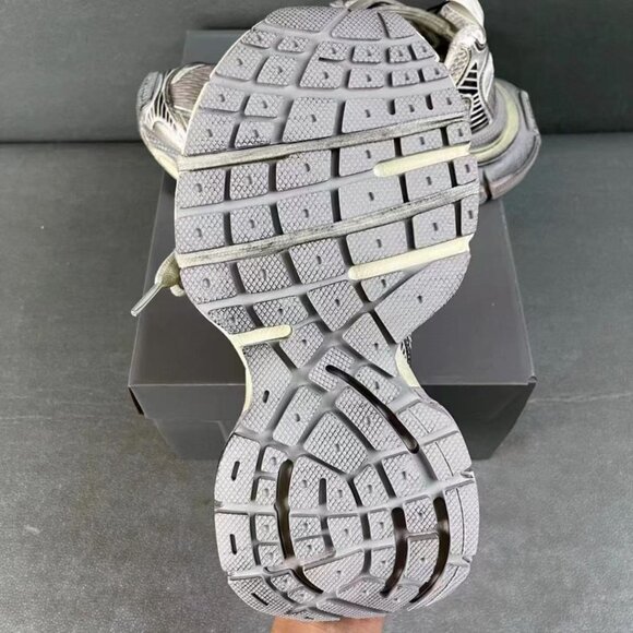 Balenciaga 3XL Distressed Mesh Sneakers - Picture 3 of 9